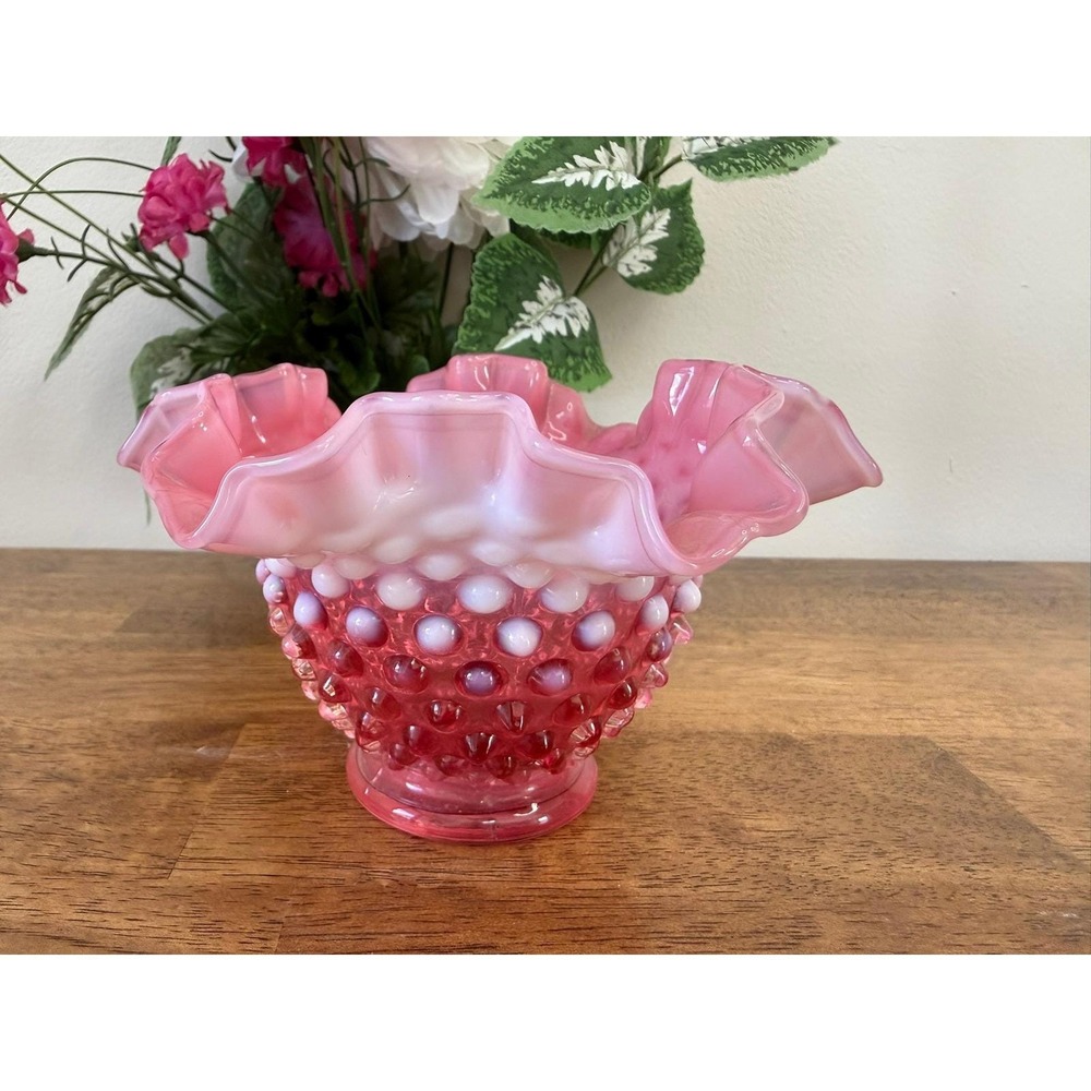 Vintage Fenton‎ Cranberry Opalescent Hobnail Ruffled Edge Glass Bowl Vase